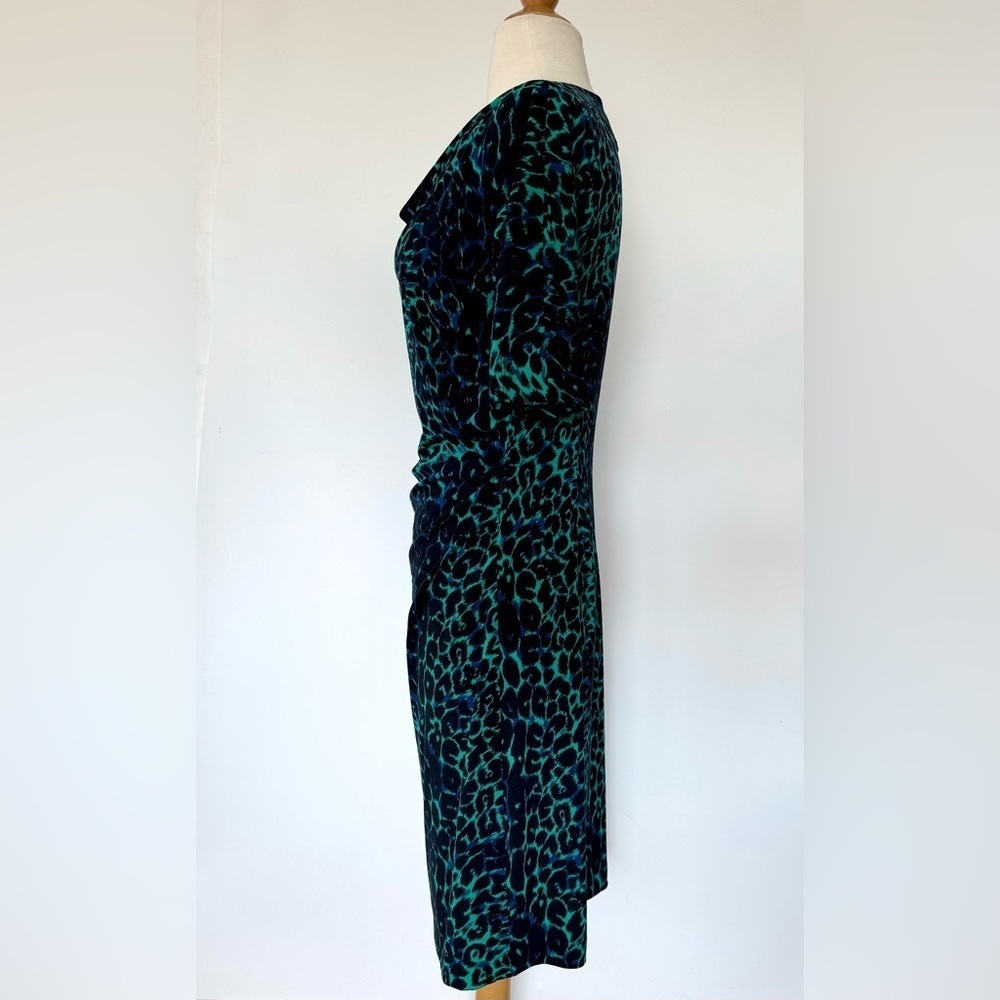 BCBGMaxazria Asymmetrical jersey Dress Ruched Leopard Print Green Medium - Picture 5 of 7